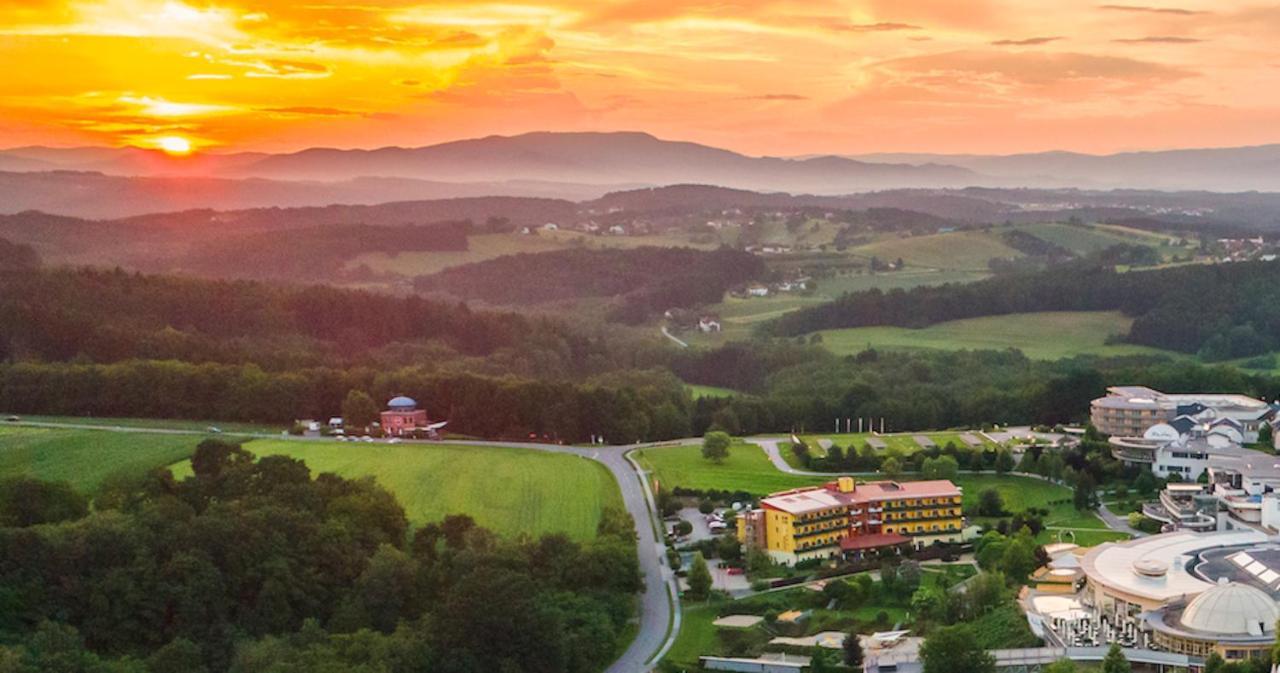 Thermenhotel Puchasplus Stegersbach Ngoại thất bức ảnh